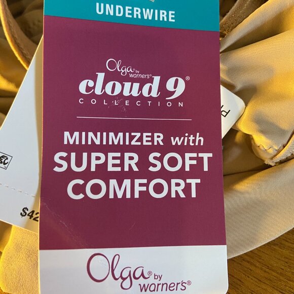 🩷🩷 Olga Women's Plus Size Cloud 9 Underwire Contour Lace Bra NWT 42D - Picture 3 of 5